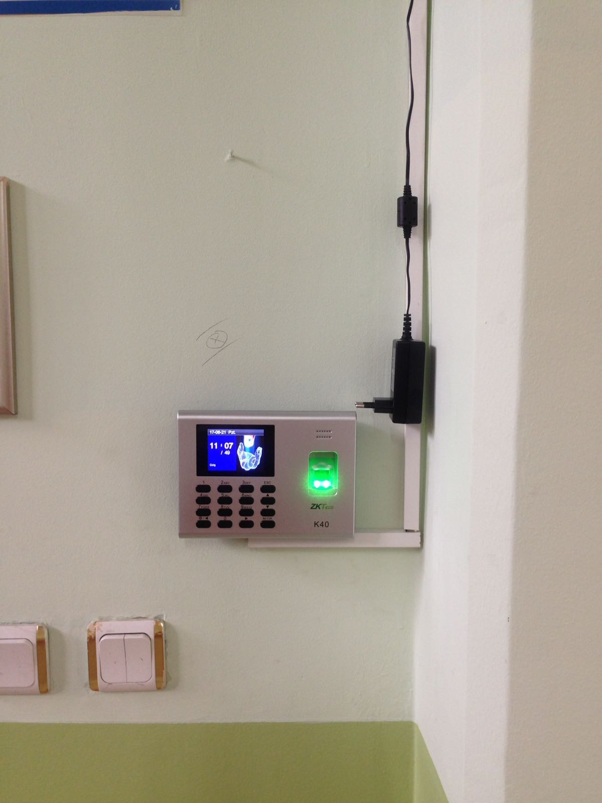 K40-ID Parmak İzi Okuyucu Montaj Görüntüleri